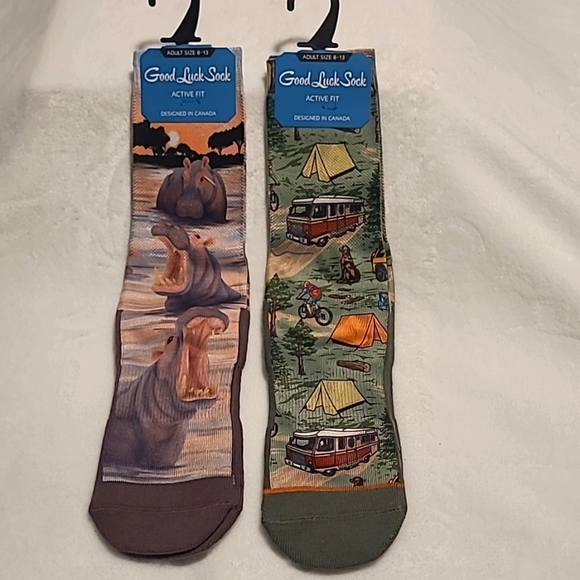 2 Pair Socks, creative designs, super soft - Picture 1 of 4